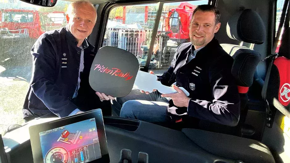 Stabwechsel Peter Soukal Change of baton in Austria: Peter Soukal (left) and Christian Paar.